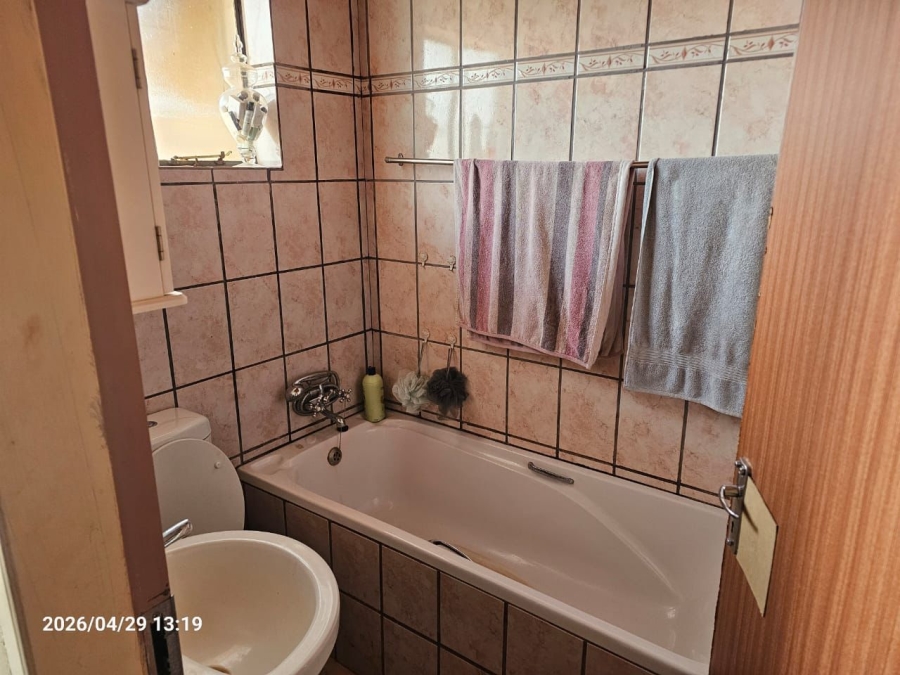 8 Bedroom Property for Sale in Dibeng Northern Cape